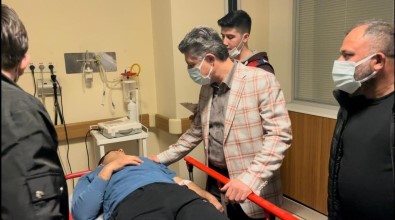 AK Parti'li Özkan Ve Baskan Tulup'tan Kazada Yaralanan Isçilere Ziyaret