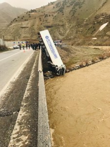 Hakkari-Van Karayolunda Kaza; 1 Yarali