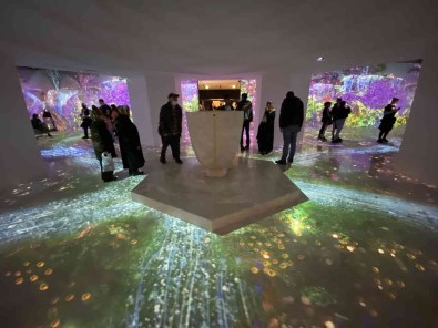 Islam Medeniyetleri Müzesi Ilk Ziyaretçilerini Kabul Etti