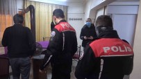Kumar Baskininda Gözaltina Alinan Sahis Açiklamasi 'Çek Baba Çek, Vallahi Televizyona Çiktik'