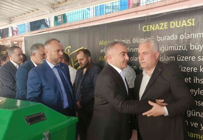 MHP'li Baskanin Agabeyi Son Yolculuguna Ugurlandi