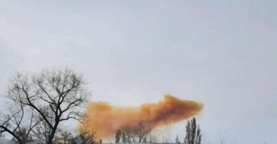 Rus Ordusu Luhansk'da Nitrik Asit Tankini Vurdu