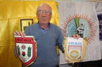 37 Yildir Bayrak Ve Flama Biriktiriyor