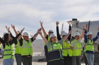 Akkuyu NGS Çalisanlari 1 Mayis'i 'Hayat Bayram Olsa' Sarkisi Ile Kutladi