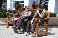 Cumhuriyet Bulvari'nda Engel Yok