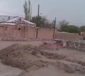 Elbistan'da Saganak Sele Neden Oldu