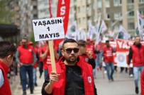 Eskisehir'de 1 Mayis Emek Ve Dayanisma Günü Kutlandi