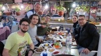 Iftar Sofralarinin Vazgeçilmez Lezzeti Tava Cigere Ramazan'in Son Gününde De Yogun Ilgi Haberi