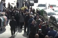 Sirinevler'de Bayram Öncesi Metrelerce 'Ucuz' Baklava Kuyrugu