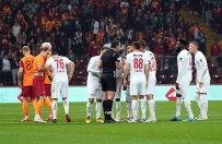 Spor Toto Süper Lig Açiklamasi Galatasaray Açiklamasi 1 - Sivasspor Açiklamasi 0 (Maç Devam Ediyor)