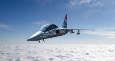 Türkiye'nin ilk yerli jet uçağı Hürjet havalanmak için gün sayıyor