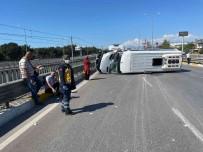 Antalya'da Kamyonla Çarpisan Minibüs Yan Yatti Açiklamasi 8'I Turist 9 Yarali Haberi