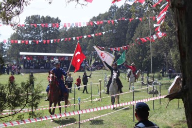 Horasan Erenlerinden Selim Dede Anildi