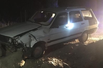 Manisa'da Trafik Kazasi Açiklamasi 4 Yarali