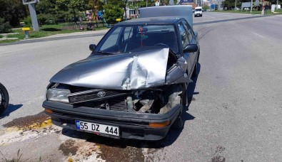 Samsun'da Hemzemin Geçitte Trafik Kazasi