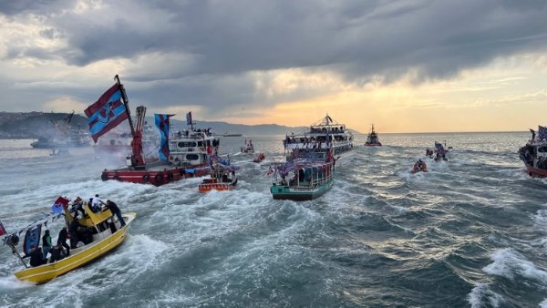 Şampiyon Trabzonspor'un teknesi yola çıktı!