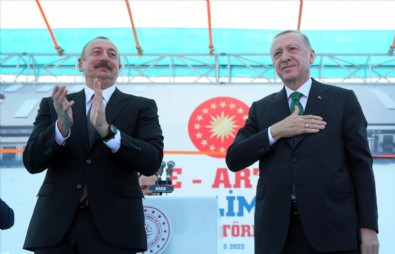 Aliyev’den Rize’ye ve halkına övgü dolu sözler:Burası cennet gibi Haberi