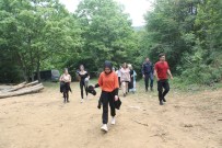 Gençlik Haftasi Doga Yürüyüsüyle Basladi