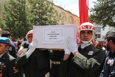 Sehit Piyade Er Selman Güler'e Son Görev