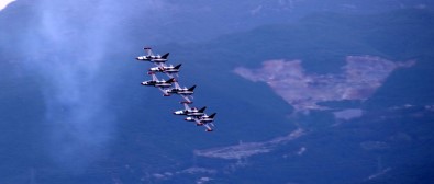 Türk Yildizlari'nin Iskenderun'daki Gösterisi Nefes Kesti