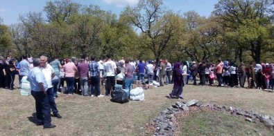 Inönü'de 5 Bin Kisi Yagmur Duasina Çikti