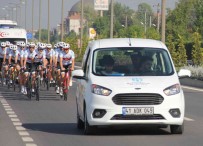 Pedal Çevirerek Samsun'a Giden Bisikletçiler Düzce'de Haberi