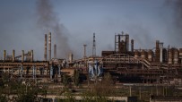 Rusya'nin Azovstal Fabrikasina Fosfor Bombasi Ile Saldiri Düzenledigi Iddia Edildi Haberi