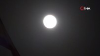 Süper Ay Tahran'da Görüntülendi Haberi