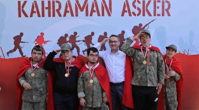 Basaksehir'in En Özel Çocuklari Asker Ocaginda