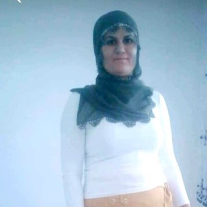 Elazig'da Kaybolan Kadinin Cesedi, Posete Sarili Olarak Bulundu