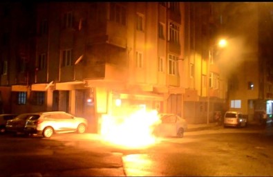 Korku Dolu Dakikalar Açiklamasi LPG'li Otomobil Alev Topuna Döndü