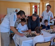Köycegiz'de 19 Mayis Satranç Turnuvasi Ödül Töreni Ile Tamamlandi Haberi