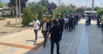 Izmir Merkezli Uyusturucu Operasyonunda 32 Tutuklama