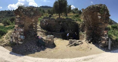 Sehzadeler'de Fetih Mescidi Restorasyonu Basladi