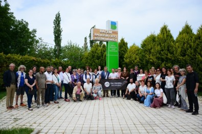 BAÇEM'de Uygulamali Bahçivanlik Kursu Tamamlandi