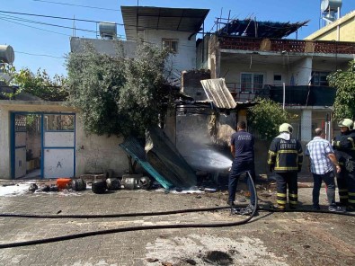 Ceyhan'da Mutfak Tüpleri Bomba Gibi Patladi