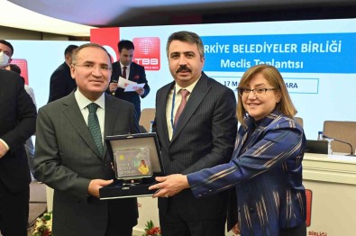 Yildirim'a Bir Ödül Daha