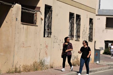 Madde Bagimlilarin Merkezi FETÖ'nün Metruk Binasina Demirli Önlem