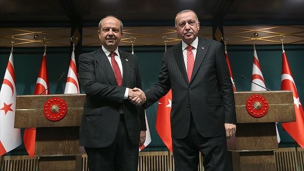 Başkan Erdoğan, liderlerle bayramlaştı!