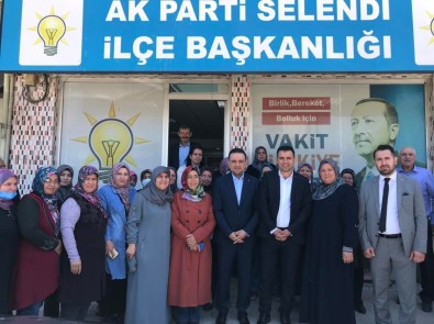 AK Parti'li Baybatur Selendi'de Temaslarda Bulundu