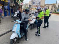Aydin'daki Motosiklet Denetimlerinde 37 Sürücüye Cezai Islem Uygulandi