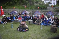 Gençlik Haftasinda Kamp Yaptilar