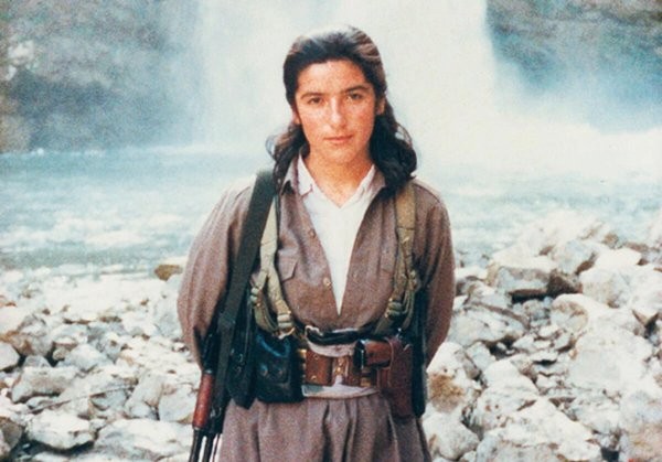 O dostluk bozuldu! İsveç'in açıklamalarının ardından PKK'lı vekil nefret kustu, sosyal medya paylaşımı dikkat çekti