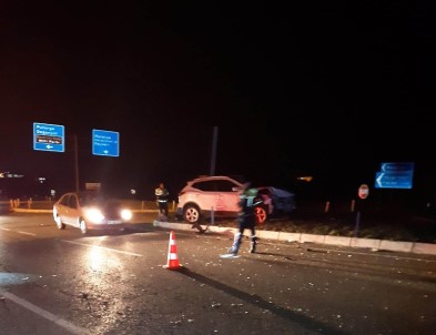 Ciple Otomobil Çarpisti Açiklamasi 7 Yarali