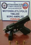 Kütahya'da Bir Araçta Ruhsatsiz Tabanca Ele Geçirildi