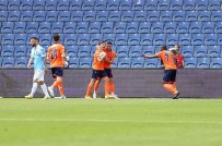 Spor Toto Süper Lig Açiklamasi Medipol Basaksehir Açiklamasi 3 - Trabzonspor Açiklamasi 0 (Ilk Yari)