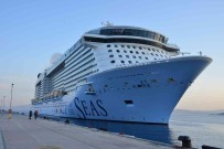 Türkiye'ye Gelen En Büyük Gemi Kusadasi'na Ikinci Seferini Gerçeklestirdi
