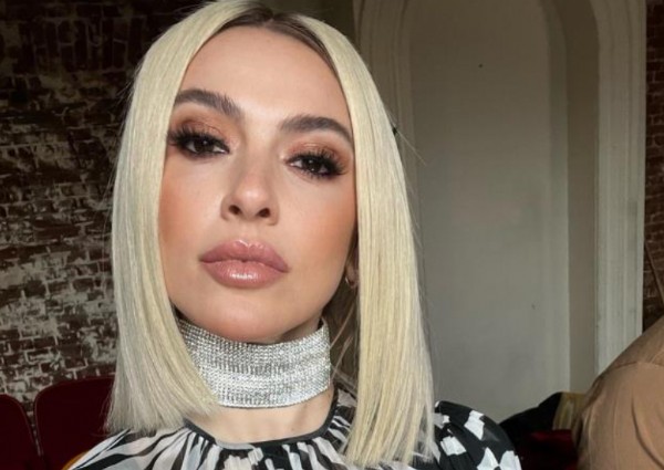 Hadise imaj değiştirdi