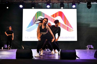 19 Mayis Etkinlikleri 'Dans Show' Ile Noktalandi