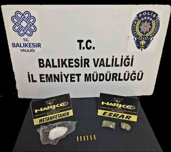 Balikesir'de Polis Ve Jandarmadan 'Huzur' Operasyonu